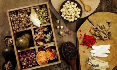 手脚冰凉的你有救了，学会这些中医妙招，温暖整个冬天